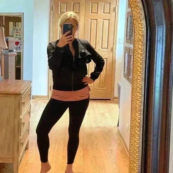 Black Ruffle Bomber Jacket Size Small - Picture 9 of 10